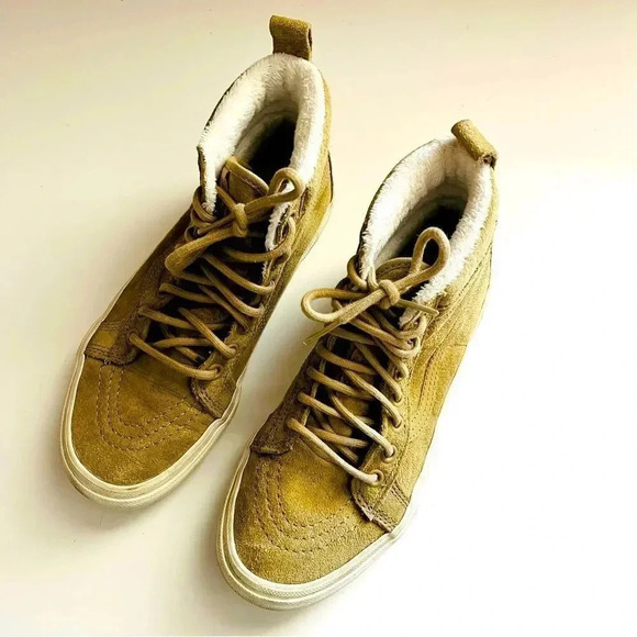 Vans Sk8 Hi Mte Suede Shoes - Picture 6 of 8